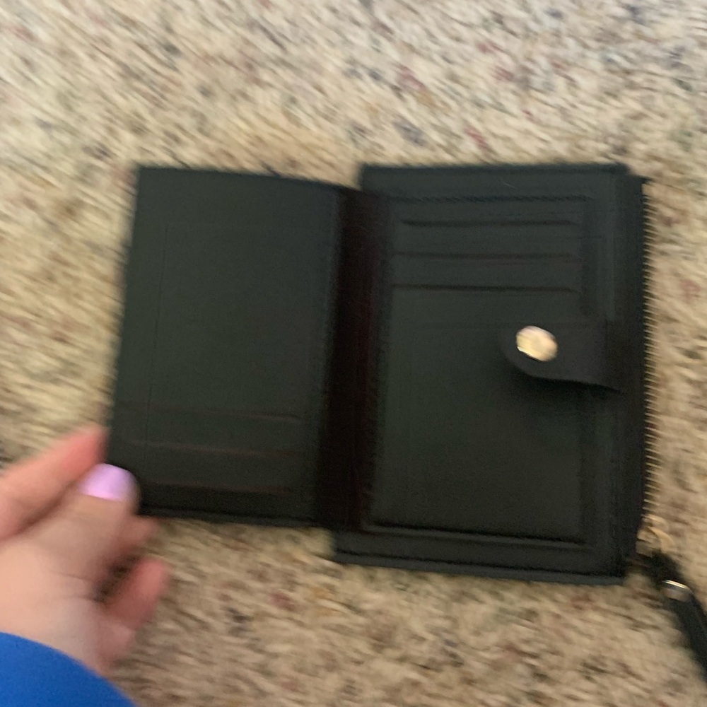 Wallet - Picture 4 of 4